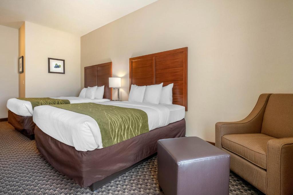 Comfort Inn & Suites Galt - Lodi North - Habitación Con 2 Camas Grandes - No Fumadores