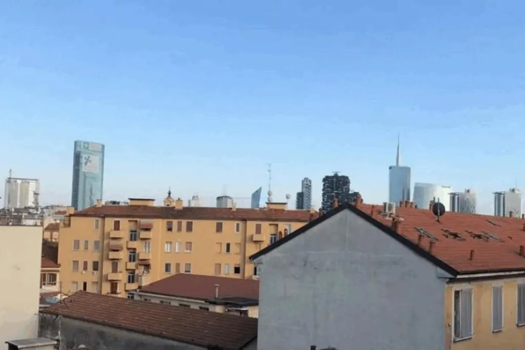 Isola View Renovated Apartment, Milano, Italia