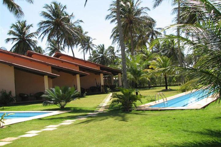  Pousada Surf Village