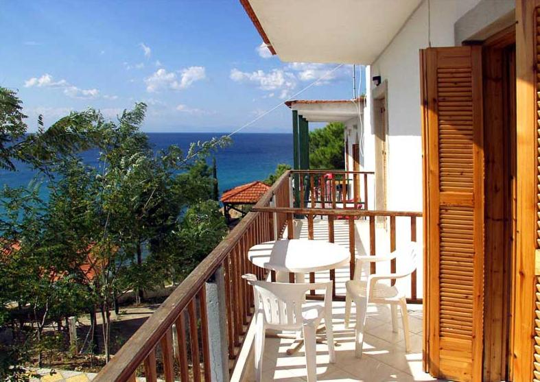 A balcony or terrace at Studios Thanasis