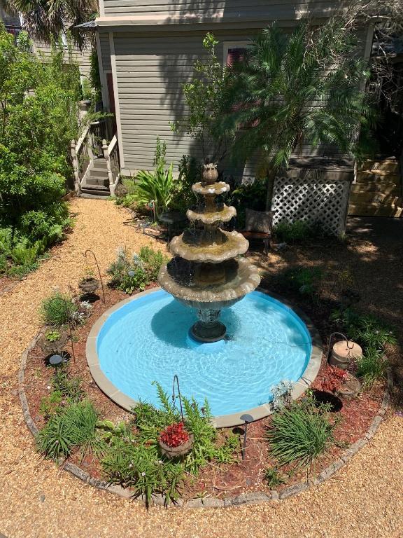 Peace & Plenty Inn Bed and Breakfast Downtown St Augustine-Adults Only - 特大号床套房 - 带水疗浴缸