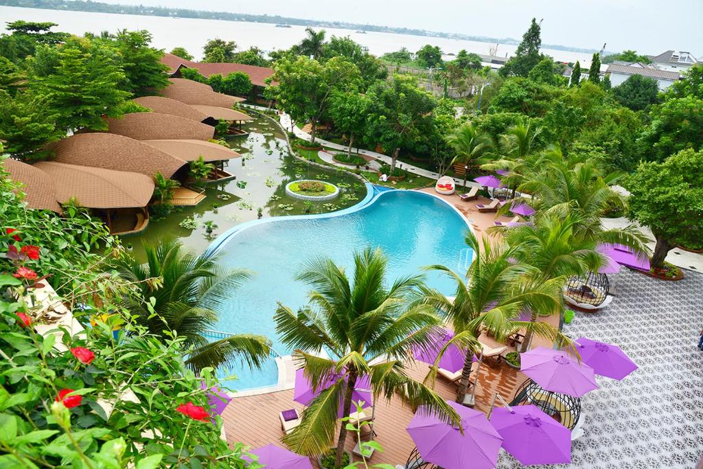 Bazén v ubytování Con Khuong Resort Can Tho nebo v jeho okolí
