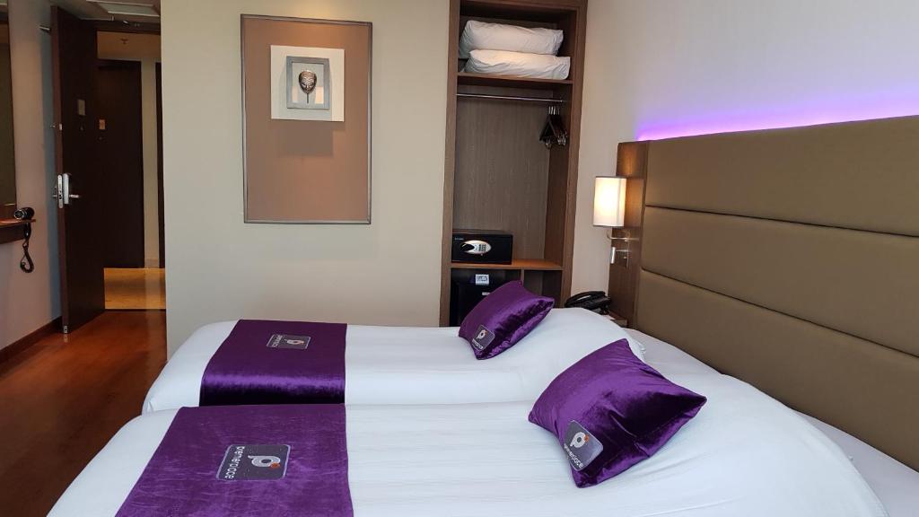 Premier Place Surabaya Airport - Twin Premier Grand Room