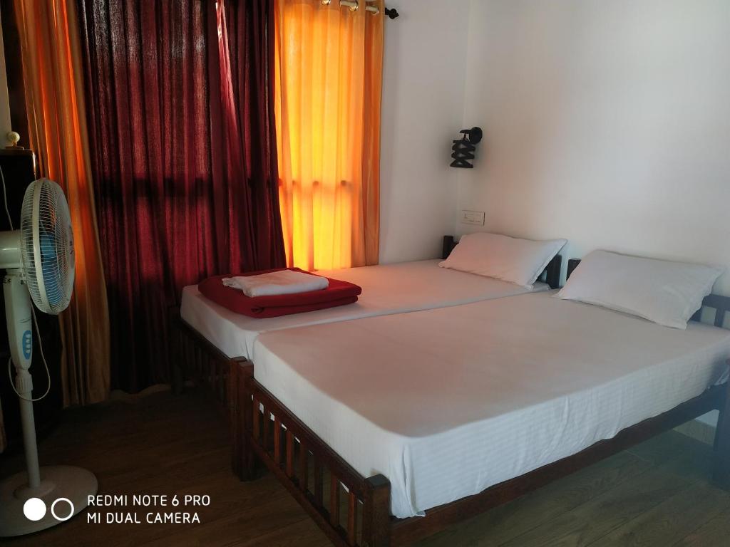 SAGAR BEACH VILLAS Home stay - Chambre Roi Avec Vue Sur Le Lac