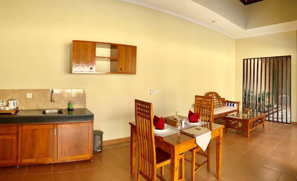 Kartika Dahayu Private Pool Villas - 3