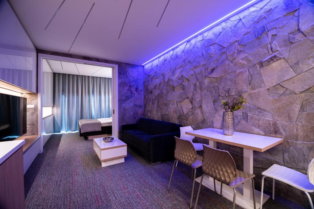 A seating area at Apartment Luna Hrebienok C109