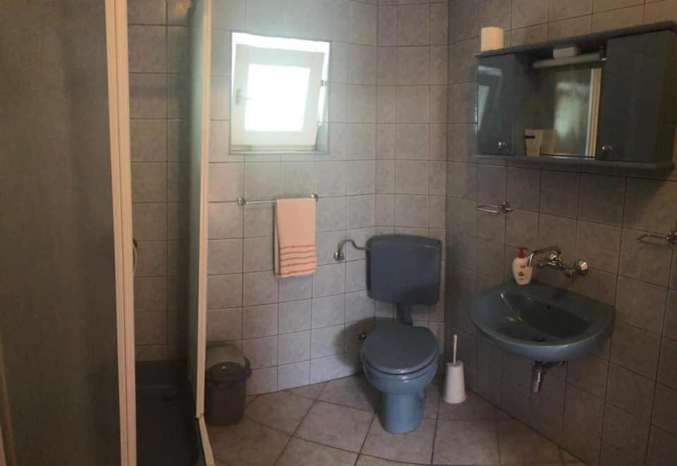 Koupelna v ubytování Saraj Guest House