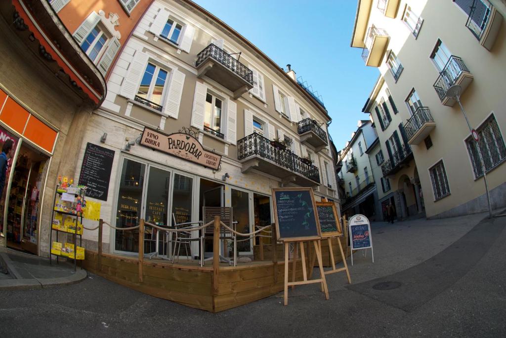 The building in which a vendégházakat is located