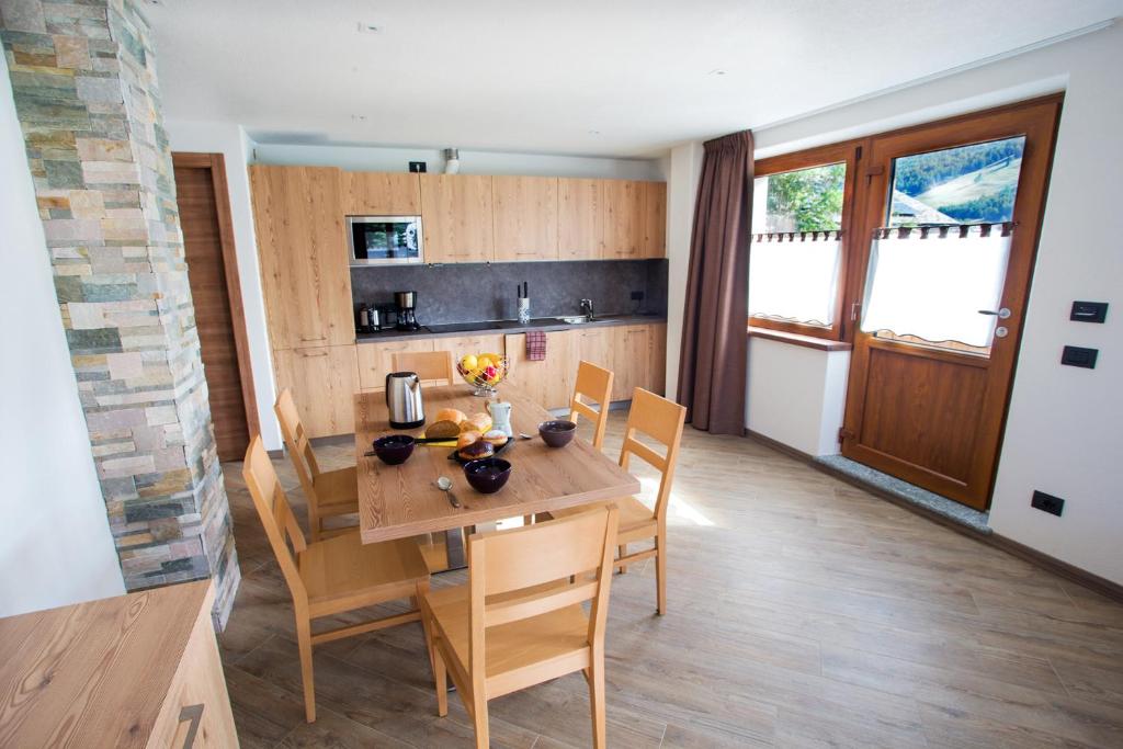 Kuchyň nebo kuchyňský kout v ubytování Steinbock B&B - Apartaments
