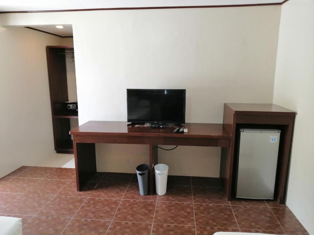 TV a/nebo společenská místnost v ubytování Anika Island Resort