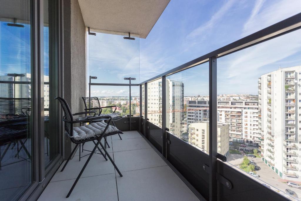 رزرو هتل و هاستل، INPOINT KRAKOW Mogilska Tower Apartments در نزدیکی Tauron Arena, 09037376597