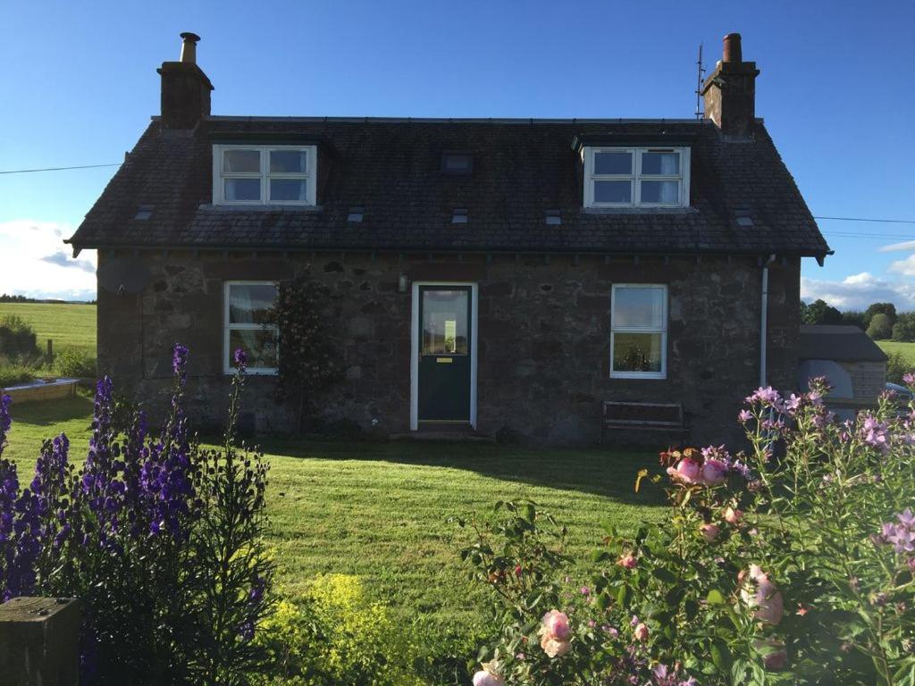 Blackhill Farm Cottage - Three-Bedroom House