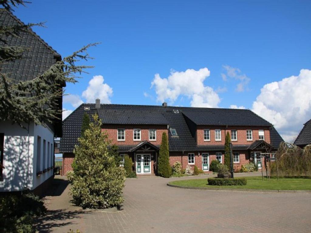 Tòa nhà nơi căn hộ tọa lạc