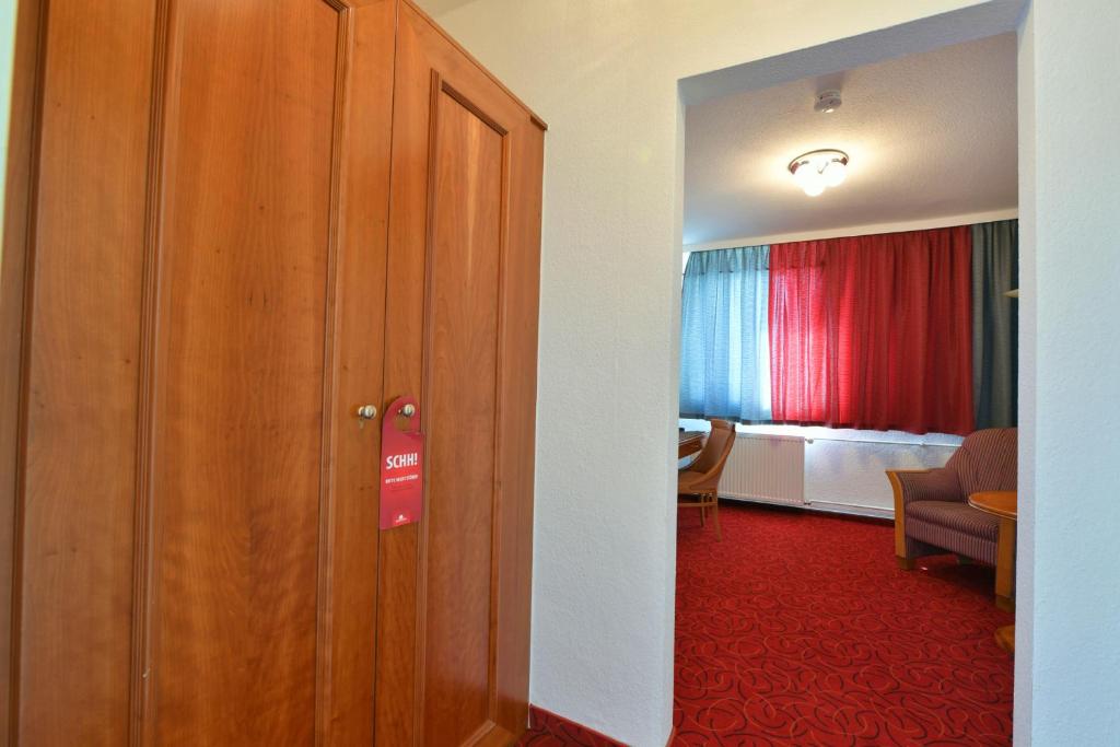 SKYHOTEL Merseburg - Basic Single Room