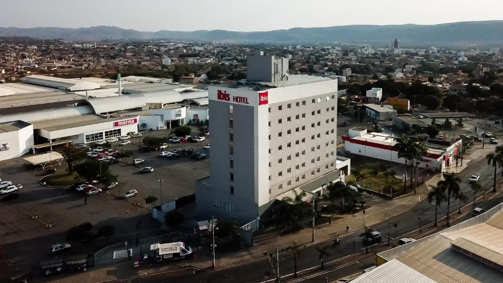  ibis Montes Claros Shopping