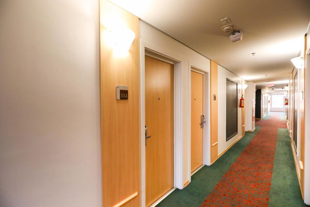  ibis Montes Claros Shopping