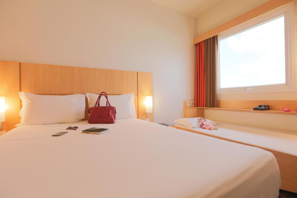  ibis Montes Claros Shopping