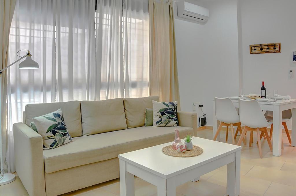 A seating area at Apartamento San Julian