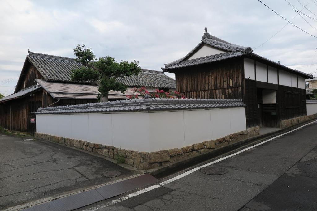 Gallery image of Guest House Oomiyake in Naoshima