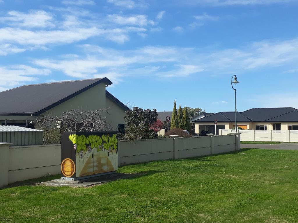 Hidden Gem in Oaklands - Resim 19