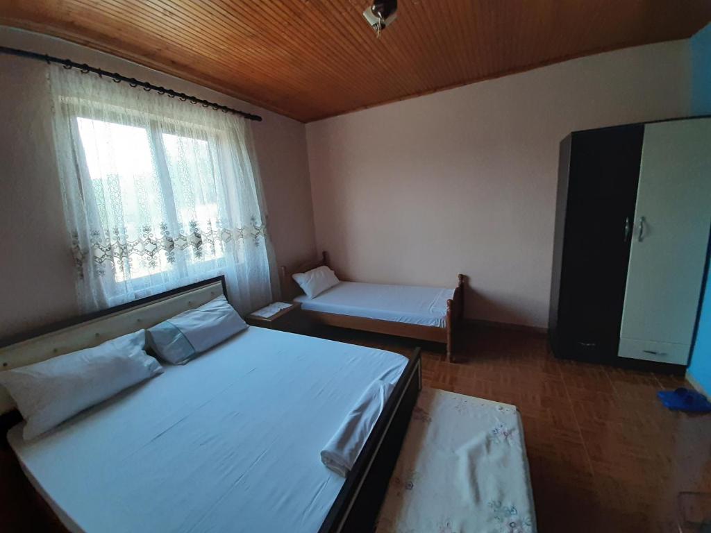 Guest House Pashollari - Image 2