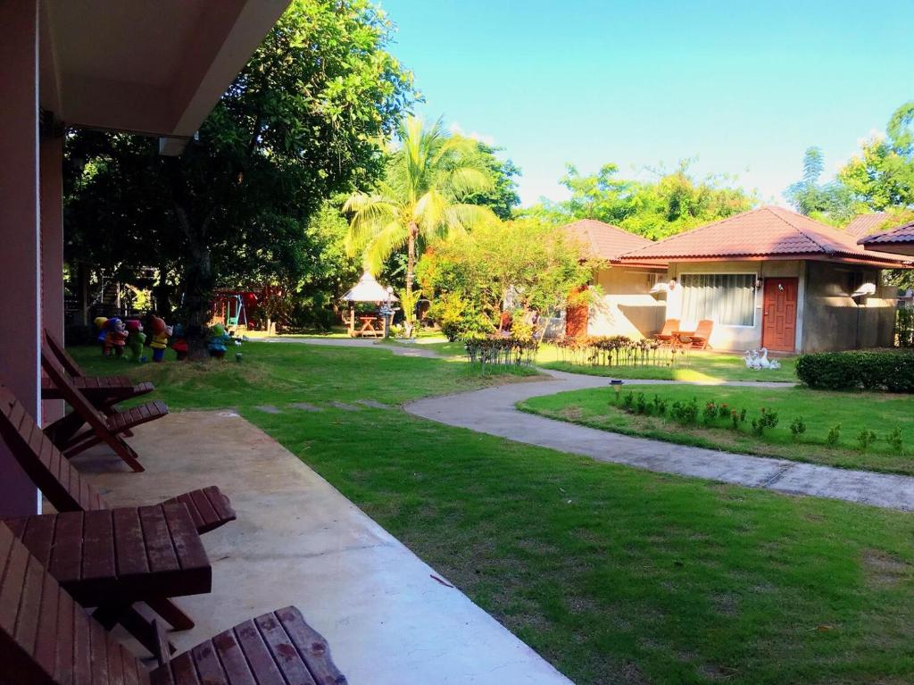 Villa De Bua Resort Nan - Housity