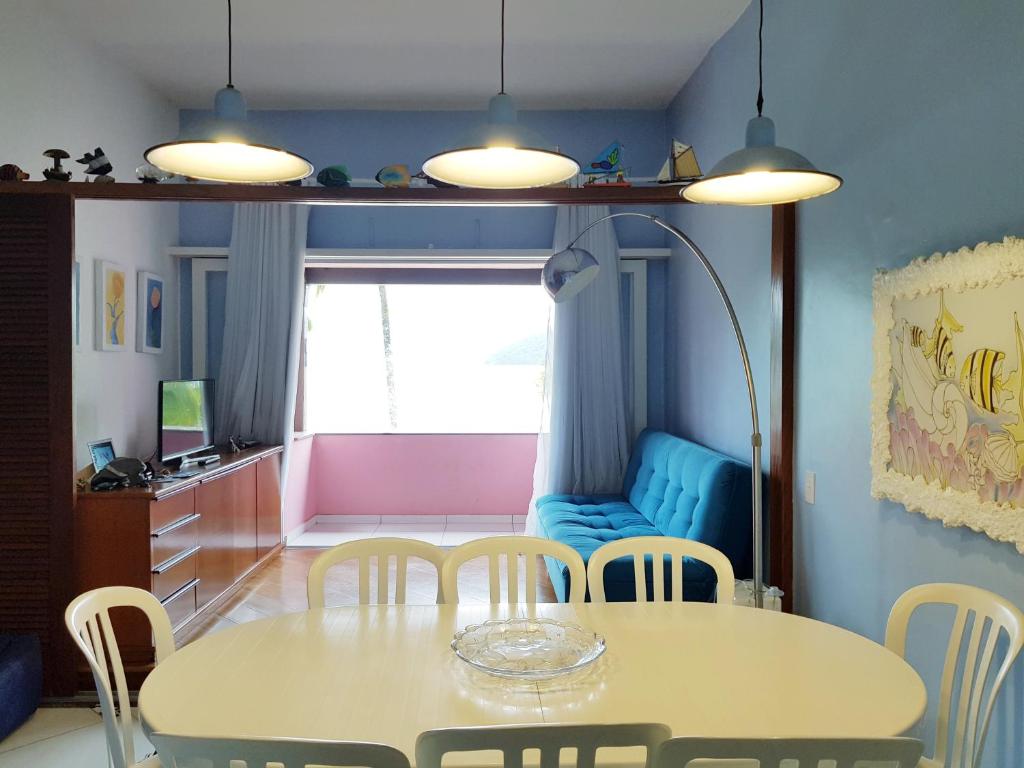  Apartamento pé na areia com vista do mar no Cond Costa Verde Tabatinga