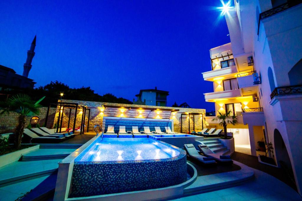 Bazén v ubytování Hotel Princess & Spa nebo v jeho okolí
