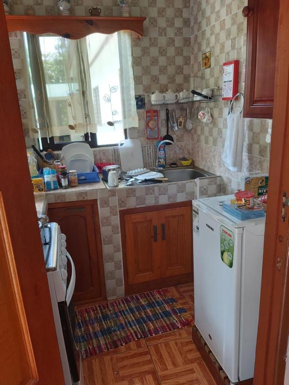 Kuchyň nebo kuchyňský kout v ubytování Morry's Apartment
