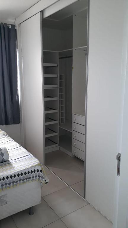  Ap 3 qtos 2vg garagem Twice Guaruja