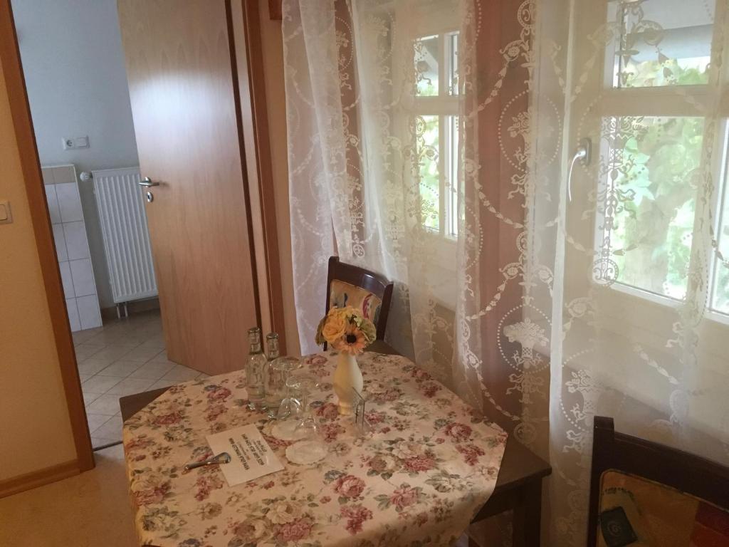 Alte Schule Niederdünzebach - Large Double Room