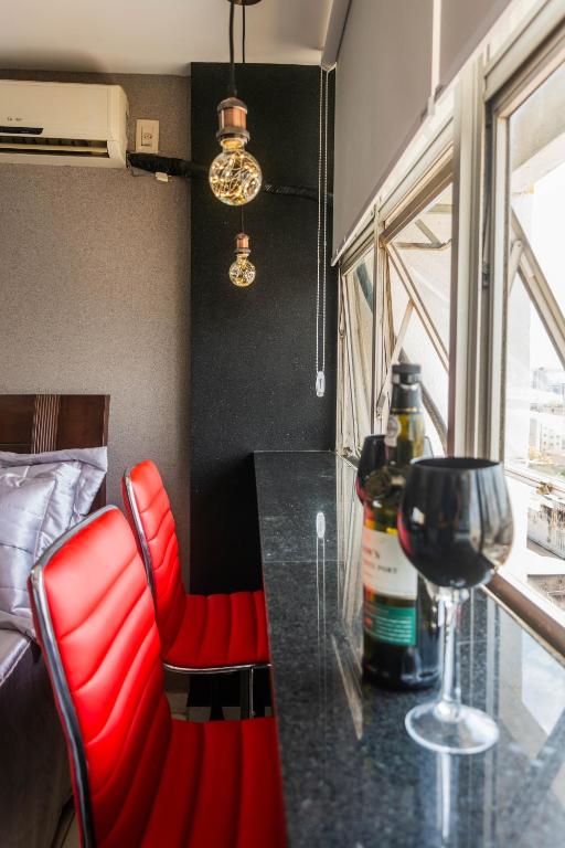  Apartamento com café da manhã no Centro - Conforto e preço baixo