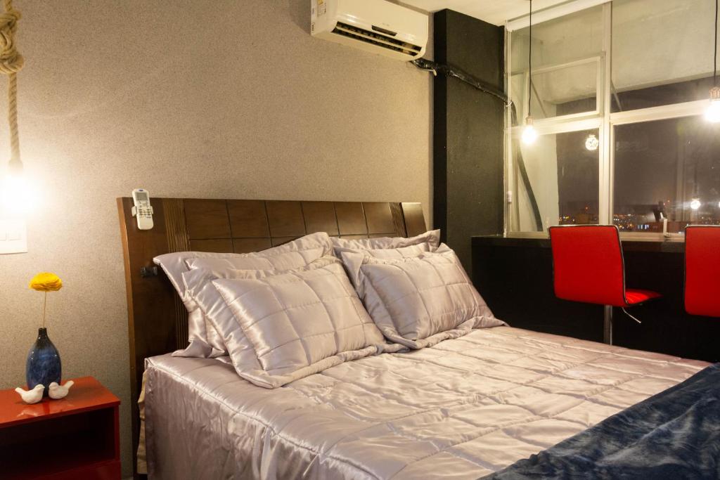  Apartamento com café da manhã no Centro - Conforto e preço baixo