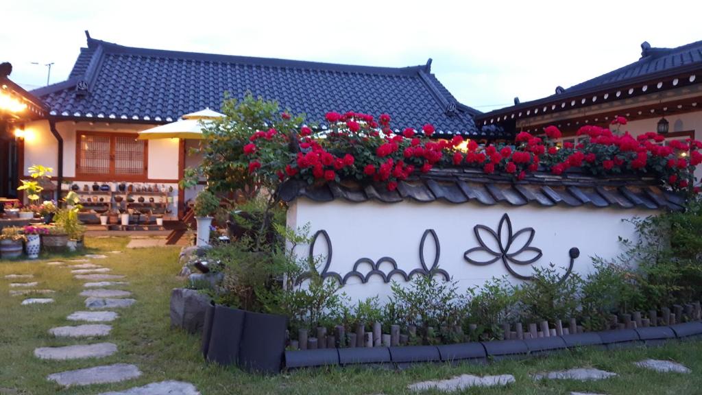 Zahrada ubytování Hanok Raon