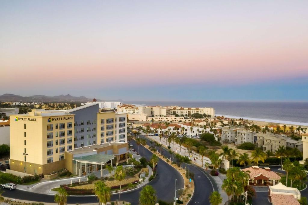 https://www.hyatt.com/en-US/hotel/mexico/hyatt-place-los-cabos/sjdzs?src=corp_lclb_gmb_seo_sjdzs