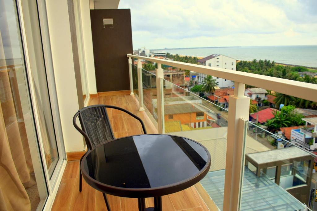 Balkón nebo terasa v ubytování Ruvisha Beach Hotel