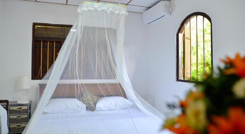 Photo de la galerie de l'établissement Agmend Holidays - Two Bedrooms Apartment, à Galle