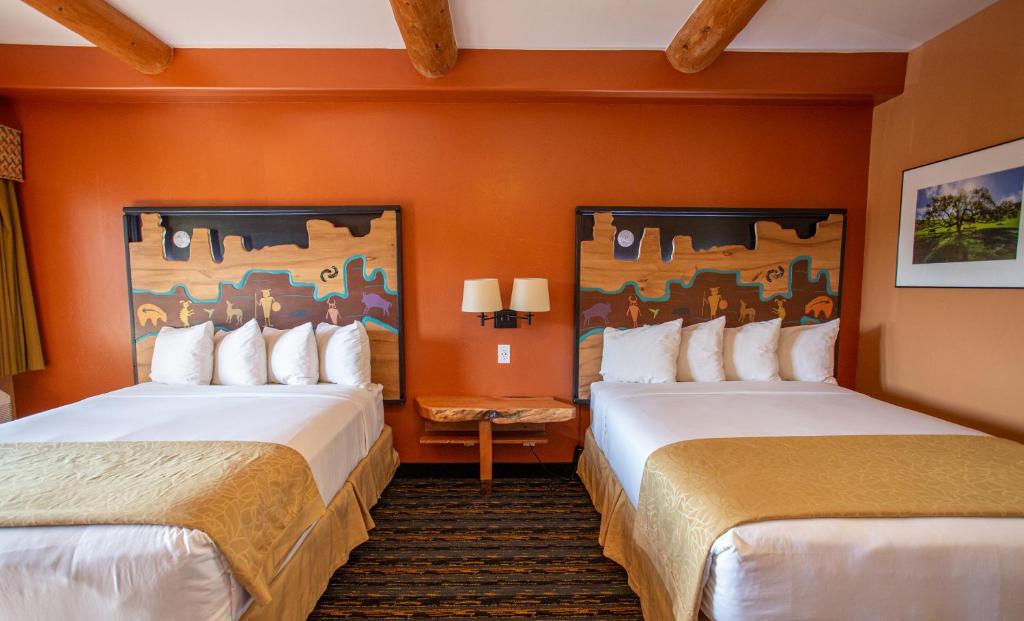 Postel nebo postele na pokoji v ubytování Southwest Inn at Sedona