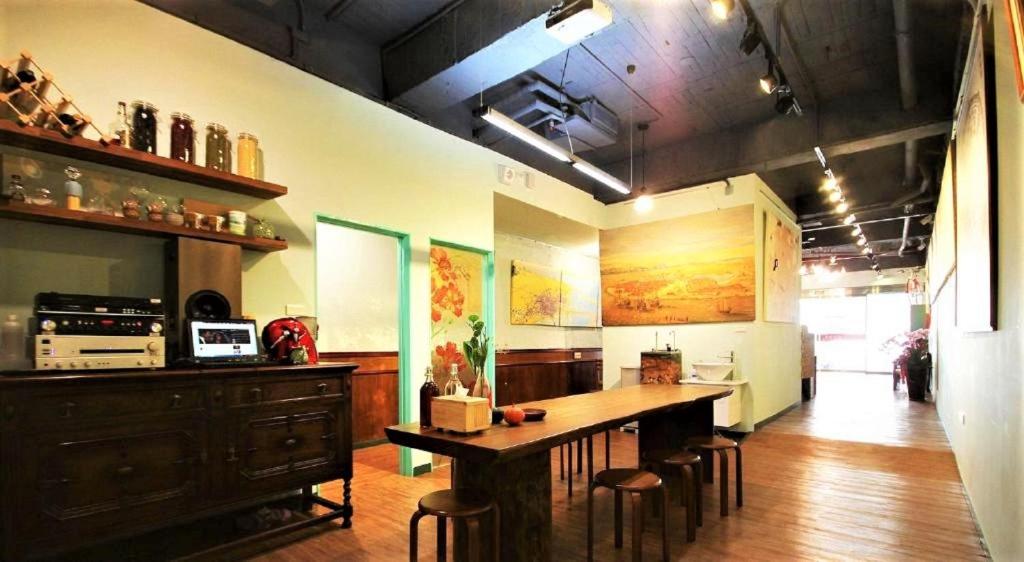 Kuchyň nebo kuchyňský kout v ubytování DongNing Atlas Hotel