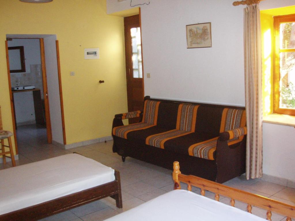 Eleni Studios & Apartments - 6