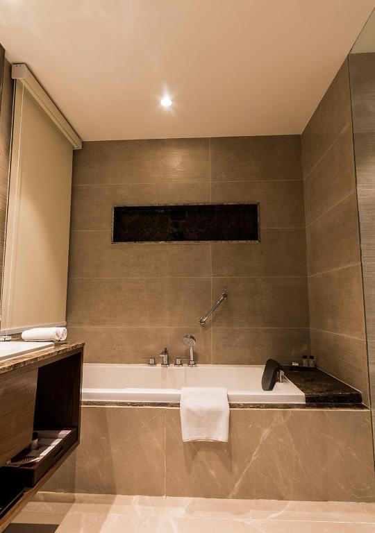 Koupelna v ubytování Ramada Gurgaon Central