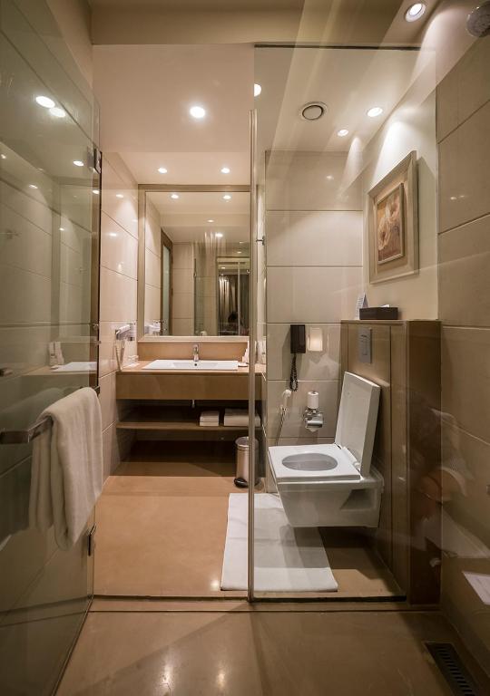 Koupelna v ubytování Ramada Gurgaon Central