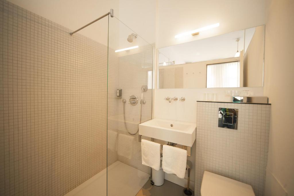 Koupelna v ubytování MAISON MARSIL - Boutique Hotel Köln