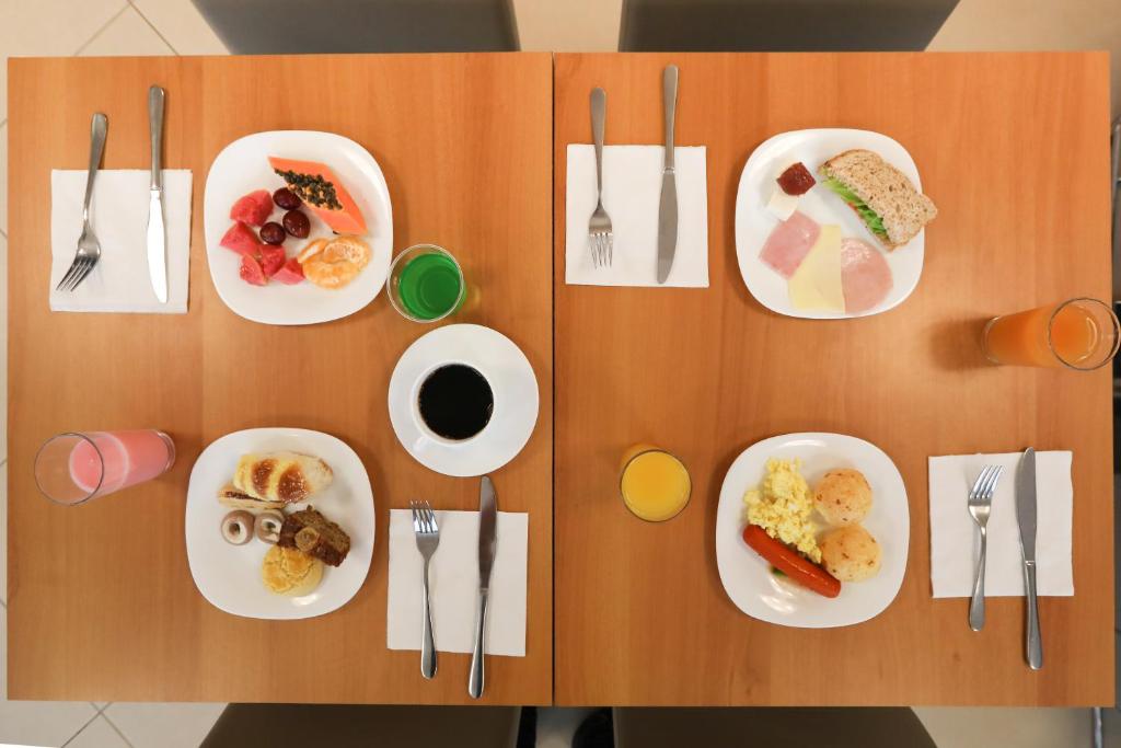  ibis Montes Claros Shopping