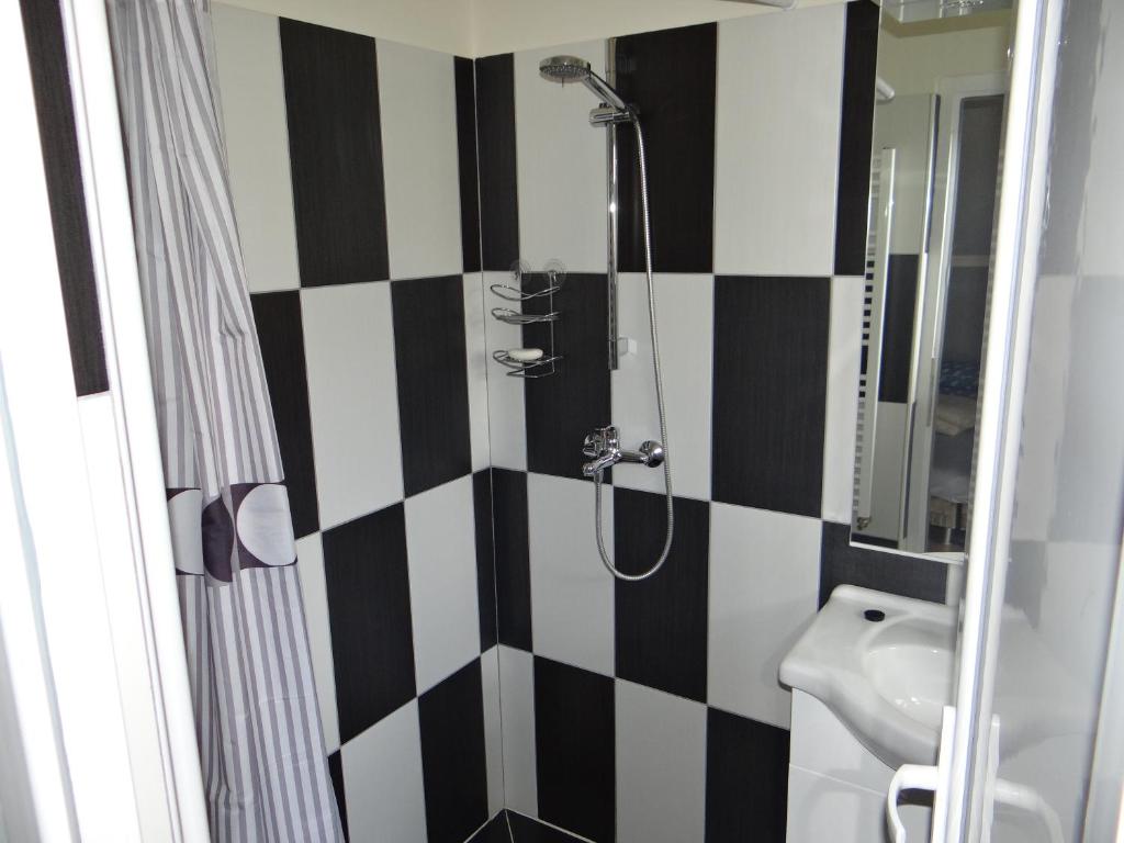 Koupelna v ubytování Marinica Apartman