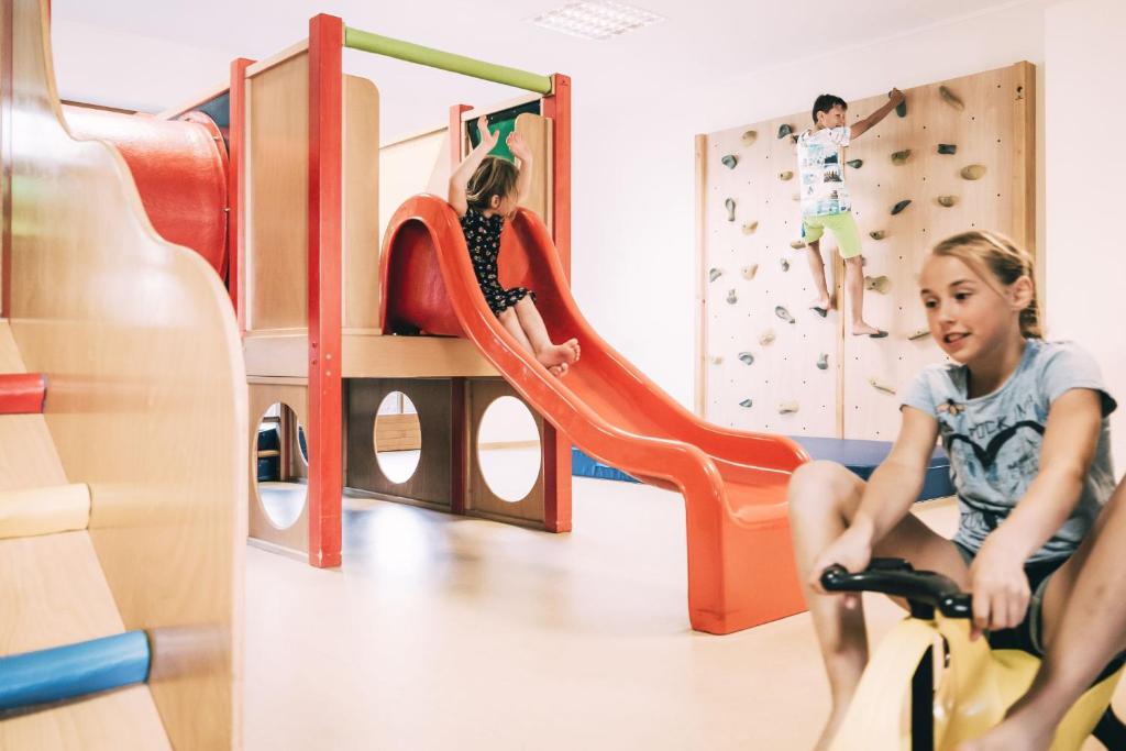 Hosté ubytování Kinderhotel Stegerhof
