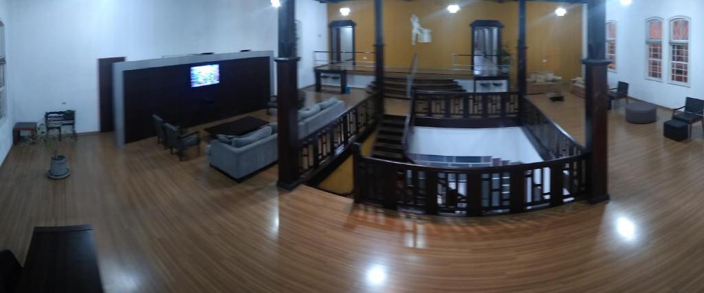  Hara Palace Hotel