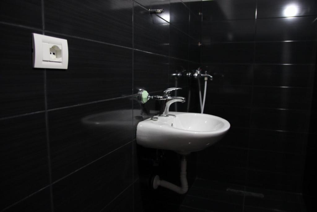 Eden hostel - Imazhi 7
