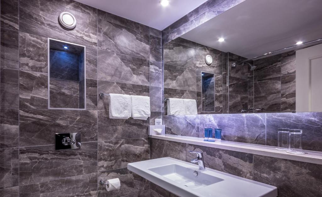 Koupelna v ubytování Talbot Hotel Stillorgan