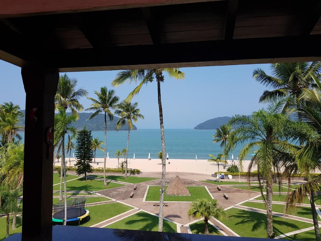  Apartamento pé na areia com vista do mar no Cond Costa Verde Tabatinga